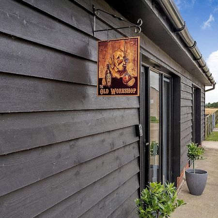 The Old Workshop Villa Gipping Bagian luar foto